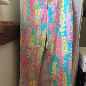 Lilly Pulitzer size 0 capri pants. Crisp cotton. Bright colors! So cute!!!!